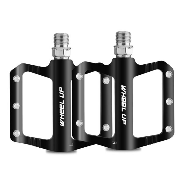 1 Pair of bicycle pedals